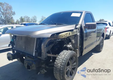 2022 Ford F-150 Xl z USA, uszkodzony, nr VIN 1FTMF1C52NKD61982